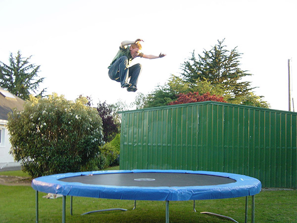 trampoline-la-gi